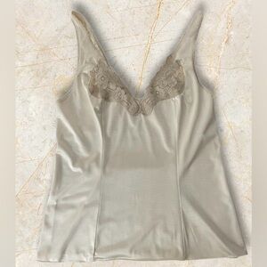 Vtg Camisole Vanity Fair Beige Lace